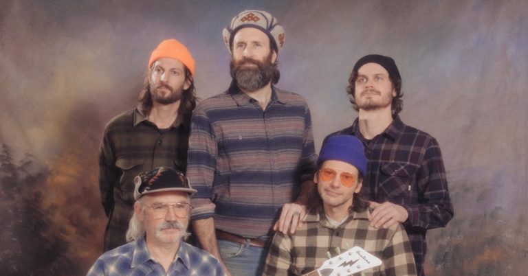 Sol y Sombra on Stage: Ripley Johnson’s Rose City Band Heads to Boulder