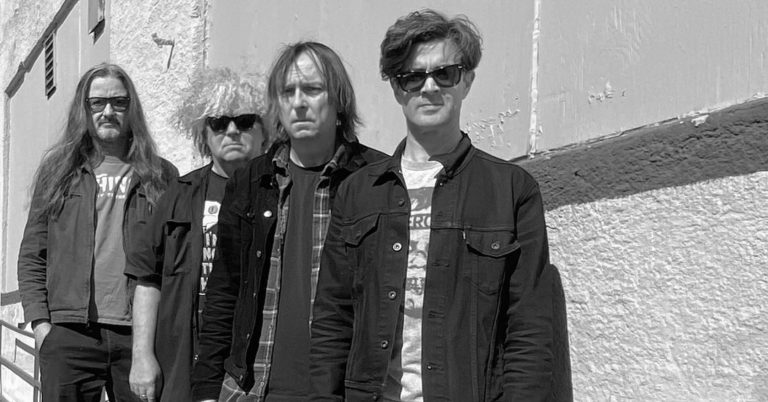 Stop Your Whining: Melvins Storm Fox Theatre with Redd Kross