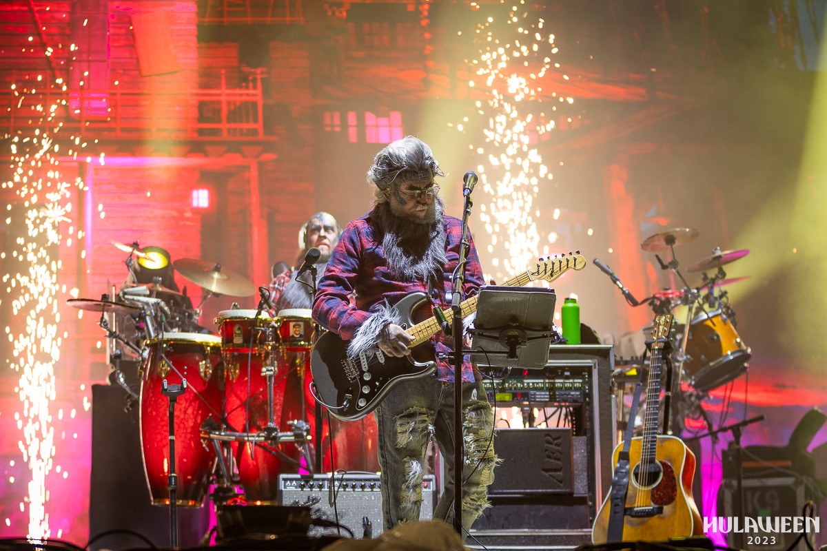 BIlly Nershi as a werewolf | String Cheese Incident