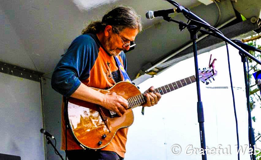 Catch Grateful Dead Hour host and musician, David Gans @ Highberry
