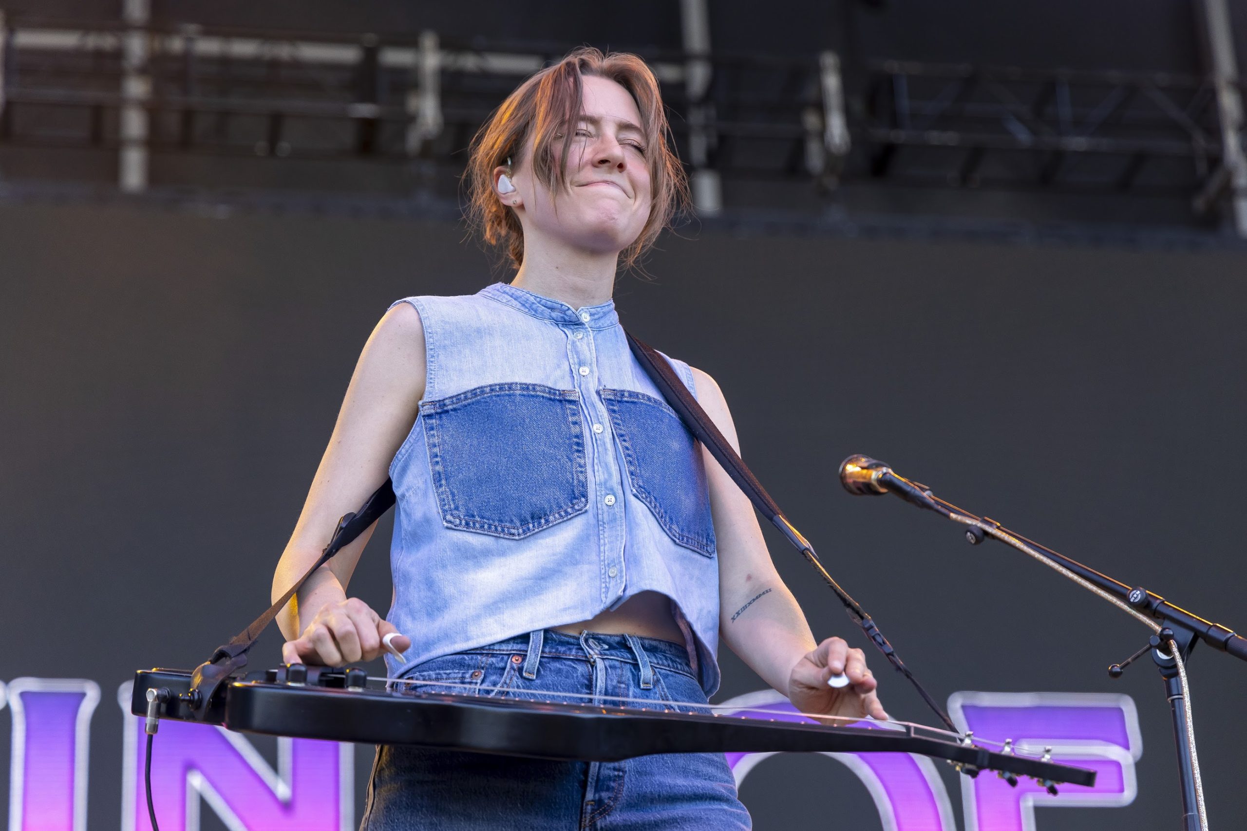 Rebecca Lowell | Larkin Poe