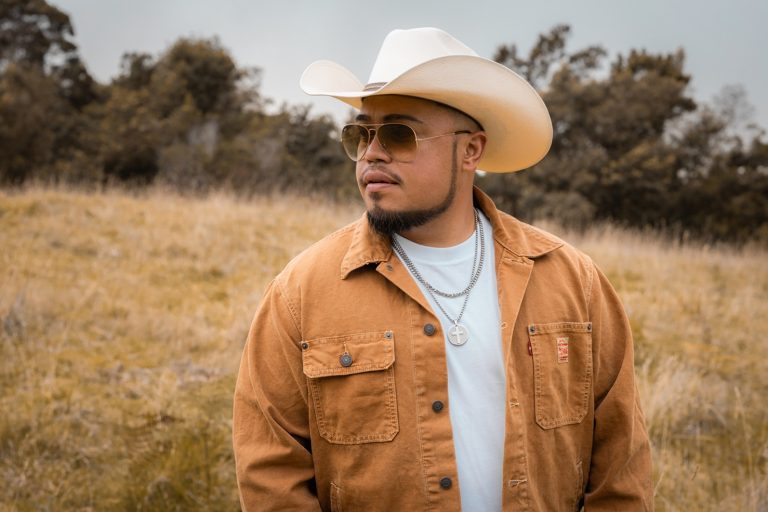 HAWAIIAN SUPERSTAR MAOLI SHARES NEW SONG “LONELY WON’T LEAVE ME ALONE”