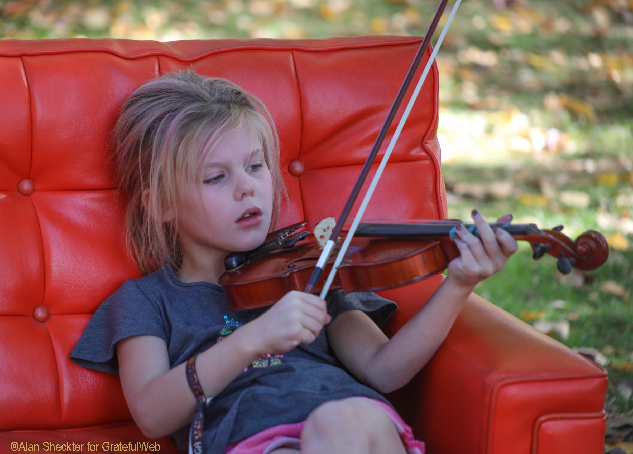 Kids Zone Fiddler - Hangtown Music Festival