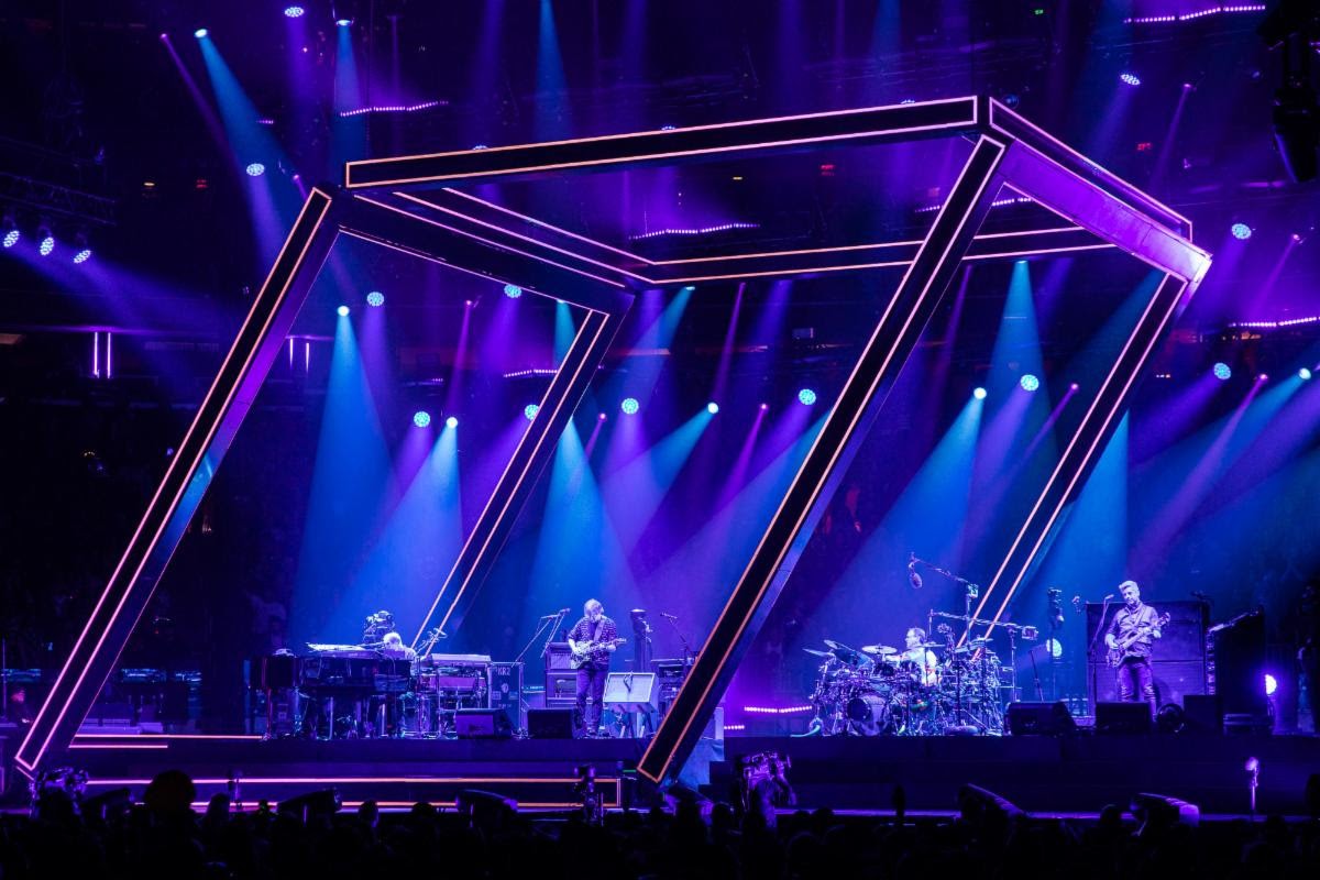 Photo By Rene Huemer