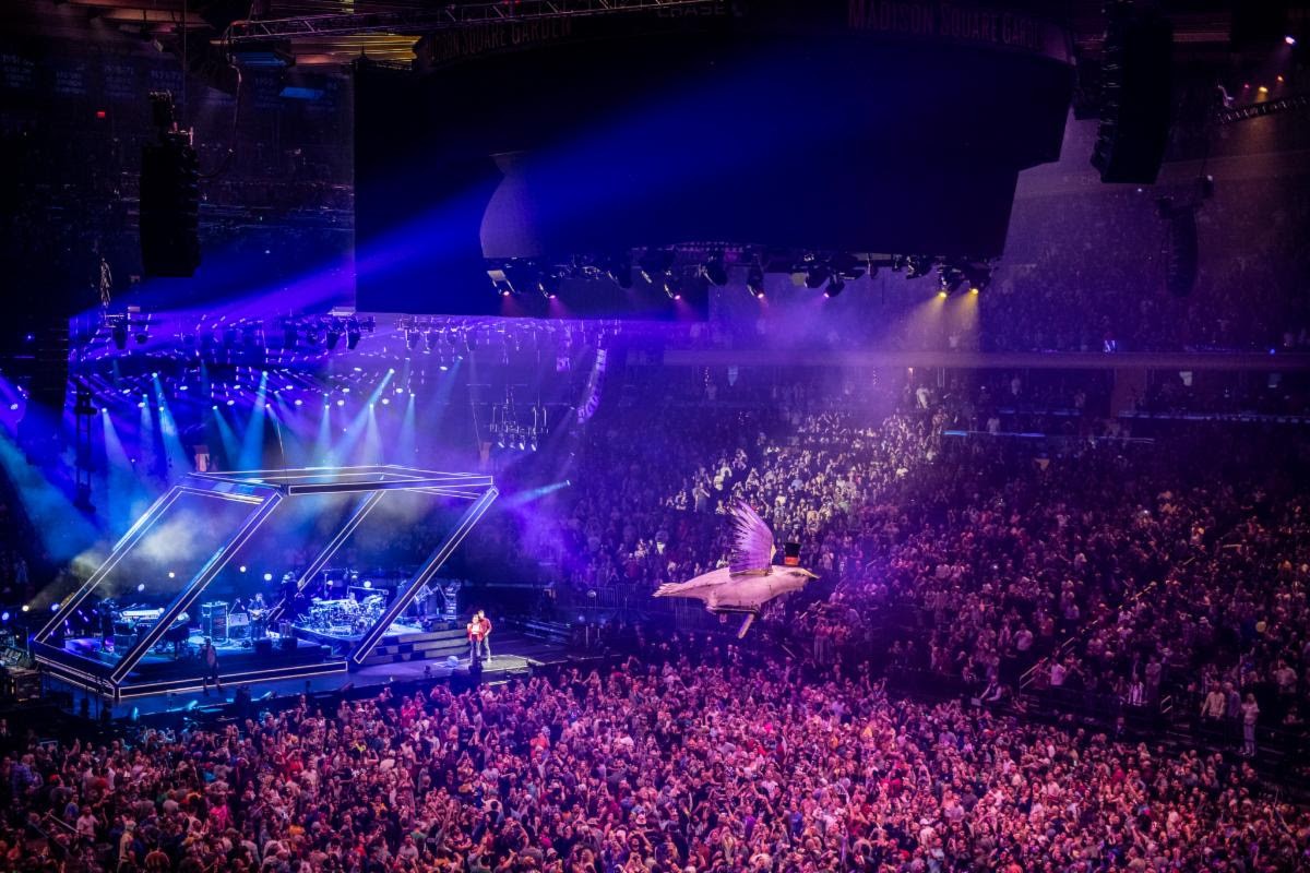 Photo By Peter Wallace