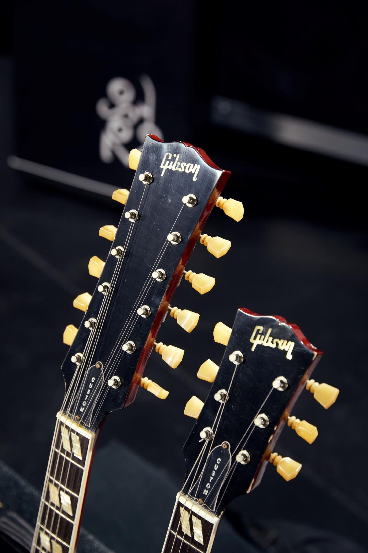 Above: close up of the front headstocks for the Jimmy Page 1969 EDS-1275 Doubleneck Collector&rsquo;s Edition from Gibson Custom.