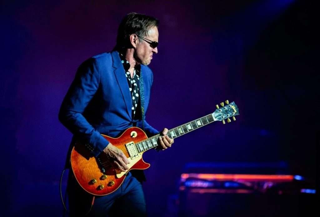 Joe Bonamassa Announces 2026 U.S. Spring Tour