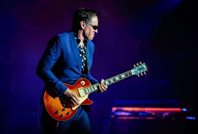 Joe Bonamassa Announces 2026 U.S. Spring Tour