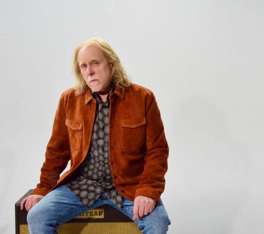 Warren Haynes Releases New Single “You Ain’t Above Me” Off Forthcoming Album 'The Whisper Sessions'