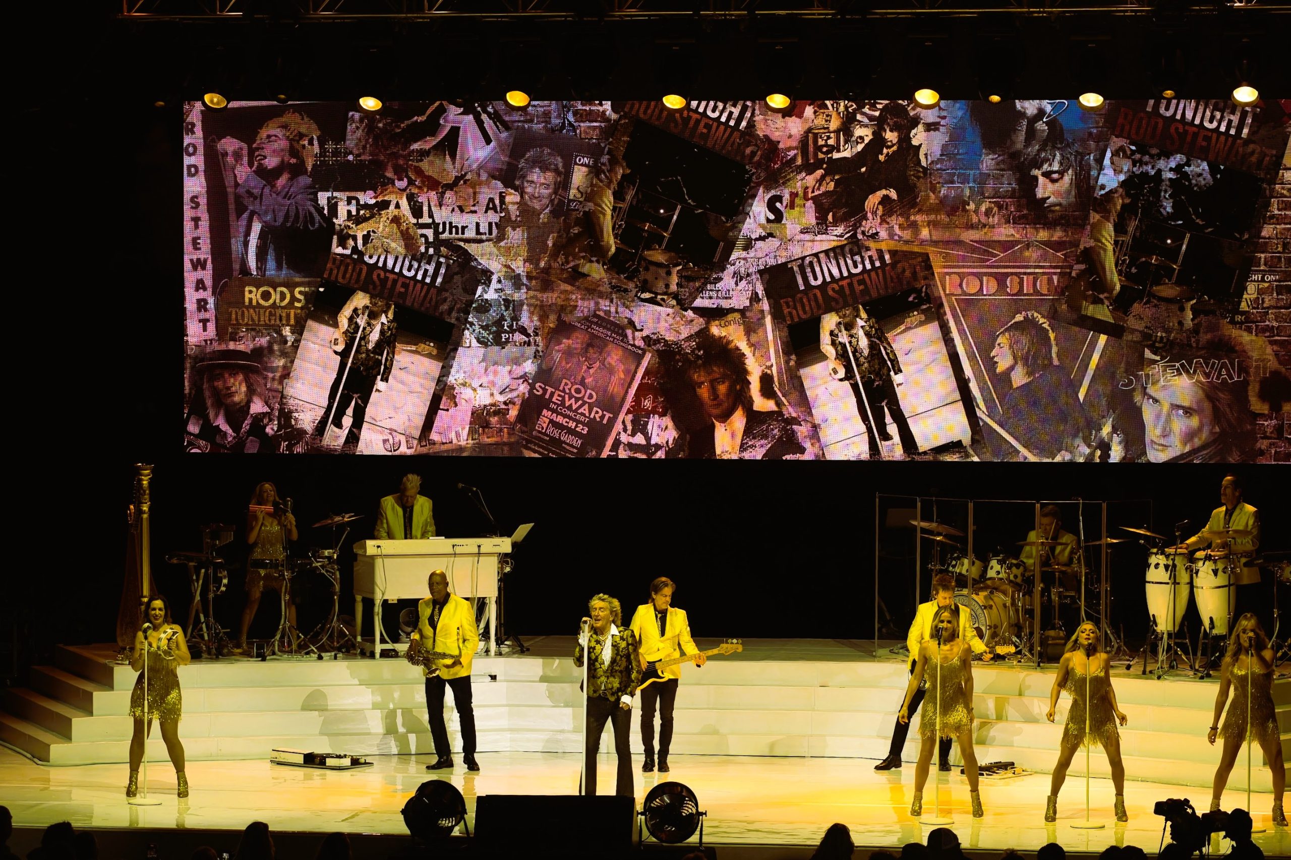 Rod Stewart Proves He Still Has the Moves at Vina Robles Amphitheatre