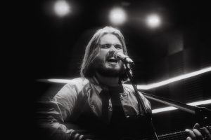 PODGE LANE RELEASES FOURTH STUDIO ALBUM LESS OF ME
