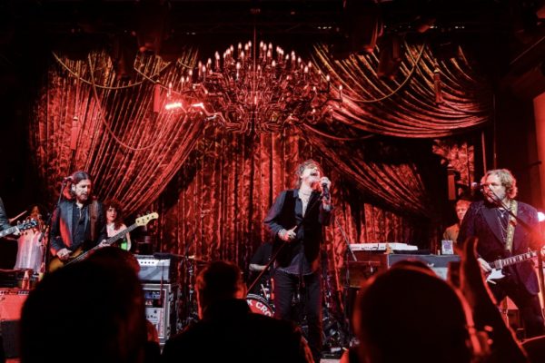 The Black Crowes Perform amorica. Live at Analog