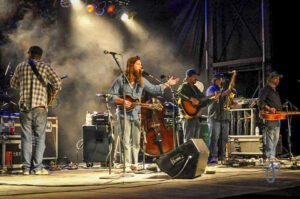 Hoxeyville 2014 - Grateful Web