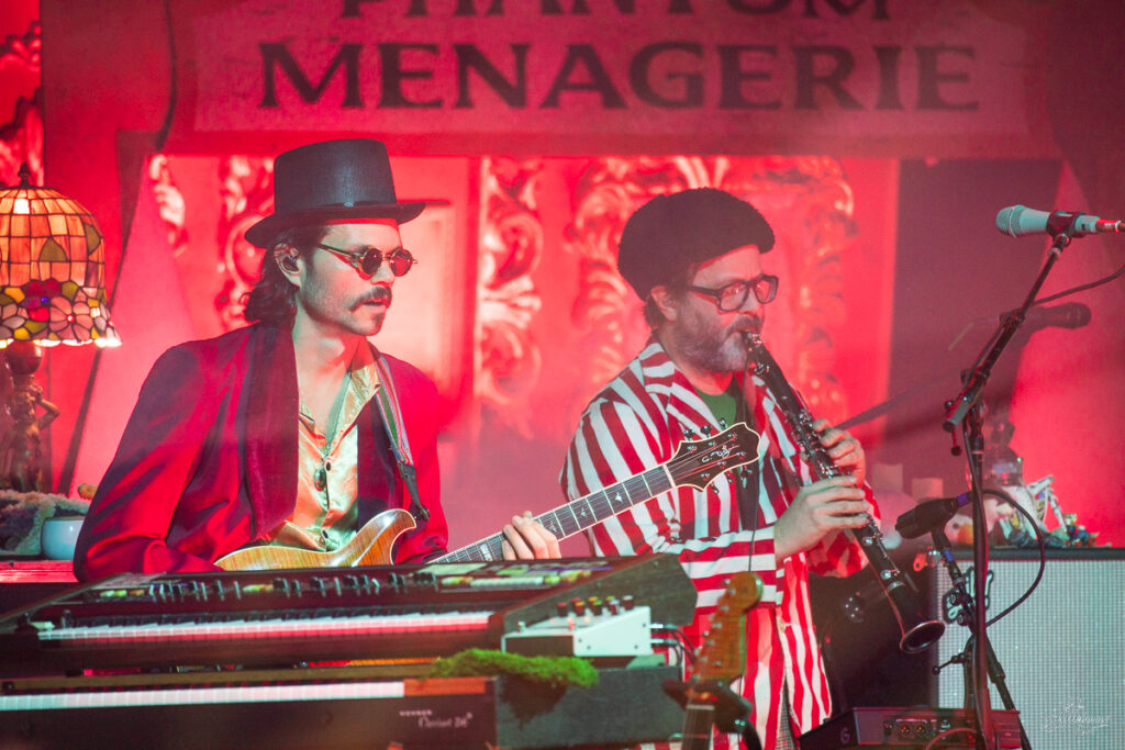 Goosemas | Amica Mutual Center