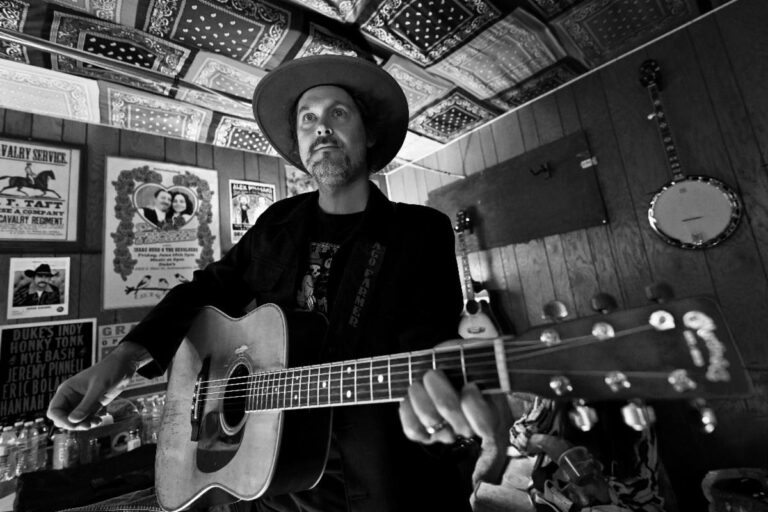 Chicago Farmer Releases New Single “Mattress” to Kick Off 2026