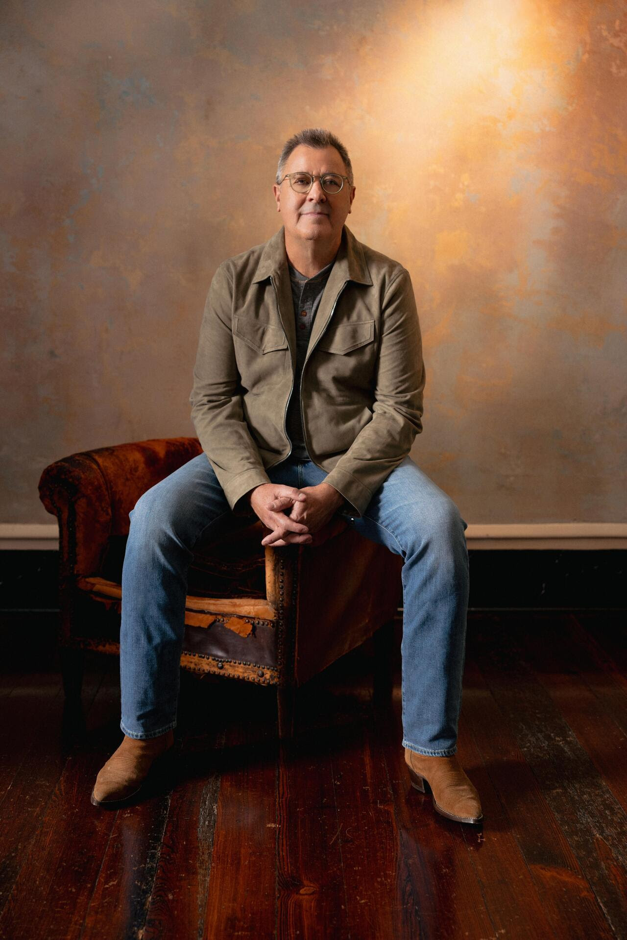 Vince Gill Named 2026 Ken Burns Heritage Prize Honoree