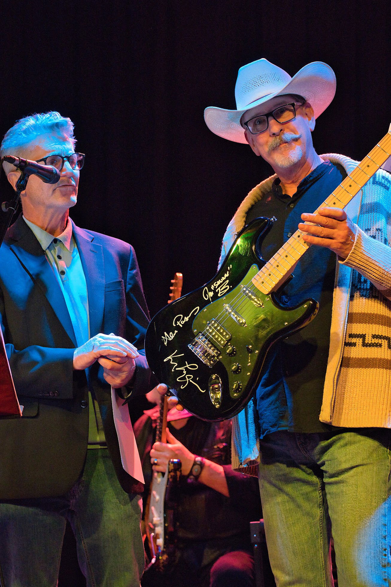 FL6A3456 - Grateful Web