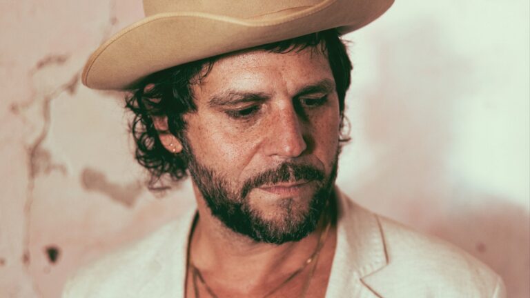 Langhorne Slim Shares New Video, Announces 2026 ‘Dreamin’ Kind Tour Dates
