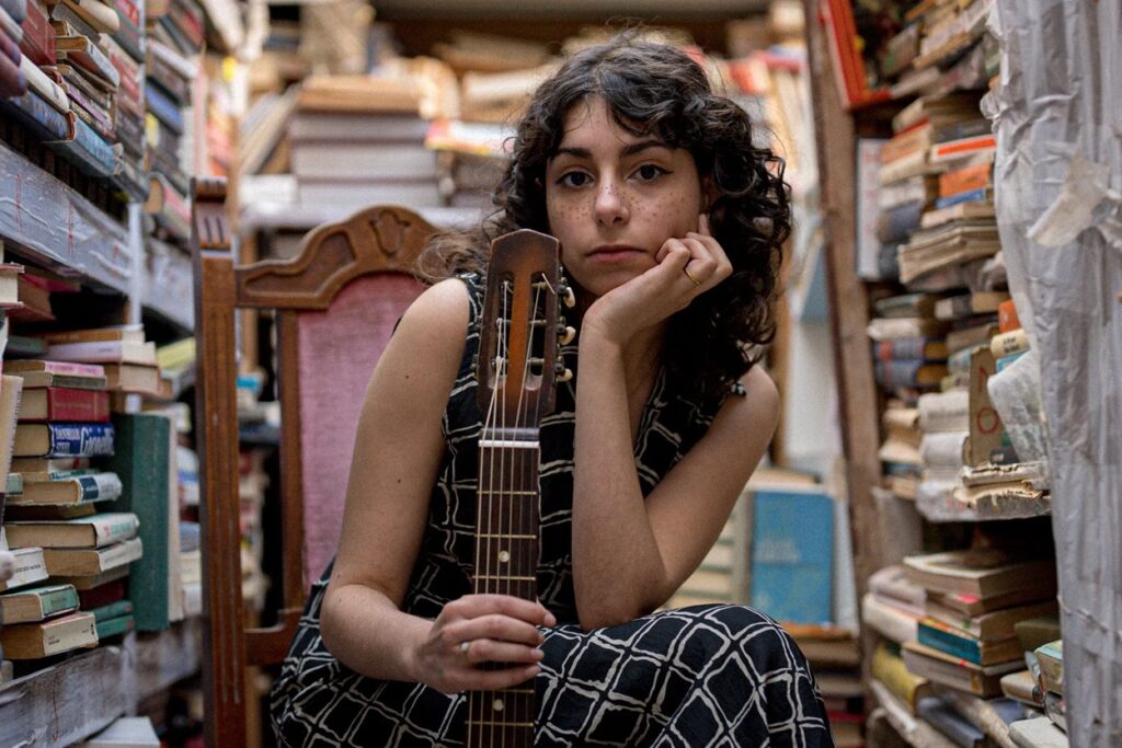 Amanda Pascali Brings “Immigrant American Folk” to Colorado in May 2026