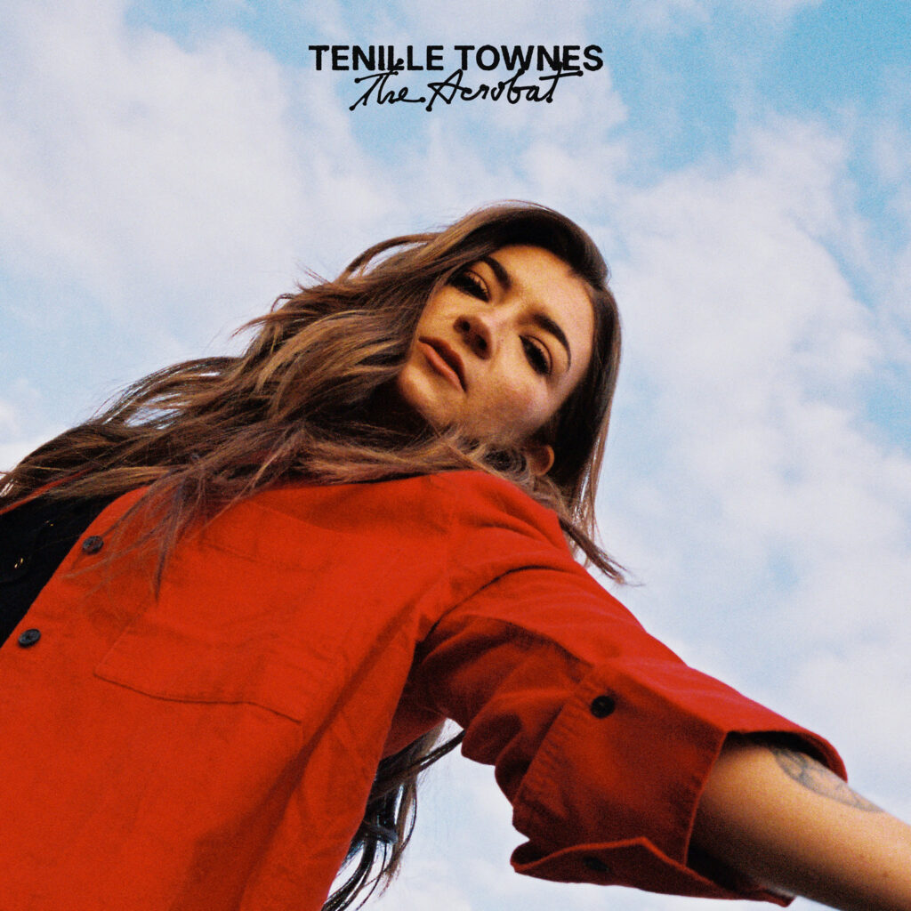Tenille Townes releases soul-nourishing single “we could use a little more”