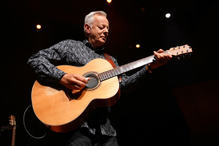 Tommy Emmanuel Brings Living In The Light Tour to Boulder Theater June 19