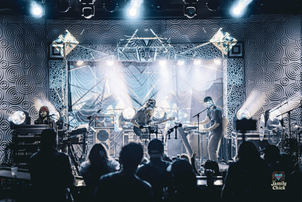 Dizgo Ignites a Sunday Night Dance Party at Visulite Theatre in Charlotte