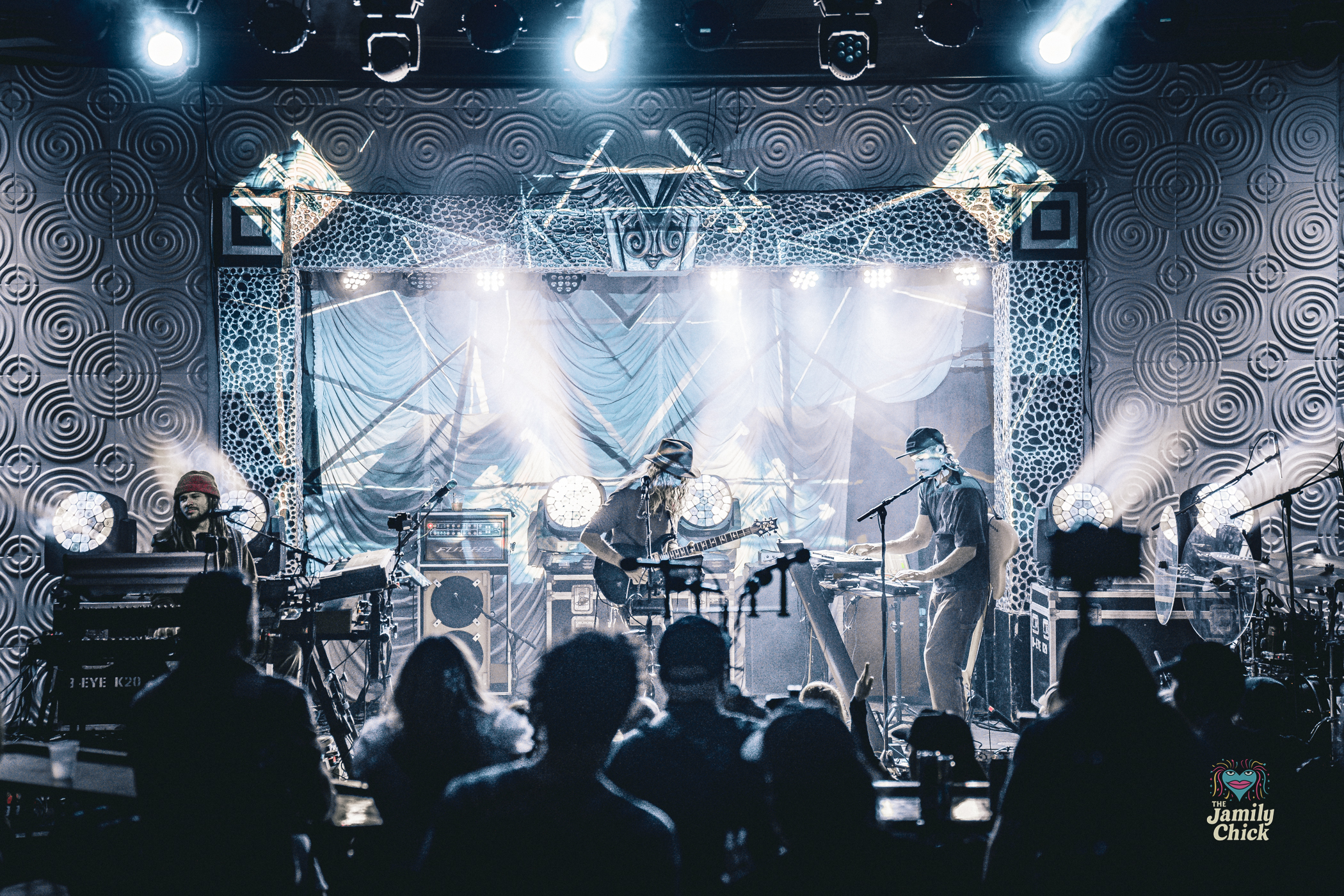 Dizgo Ignites a Sunday Night Dance Party at Visulite Theatre in Charlotte