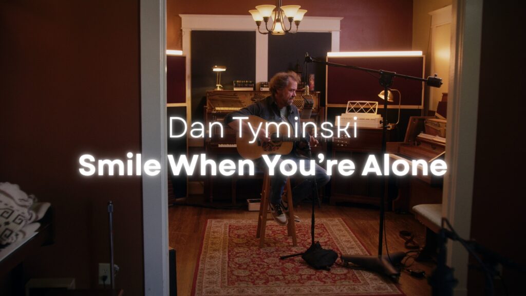 Dan Tyminski Releases New Single and Video Smile When You’re Alone