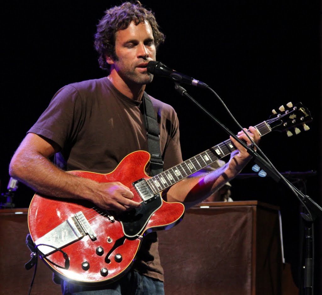 JACK JOHNSON RELEASES “RODEO CLOWNS”