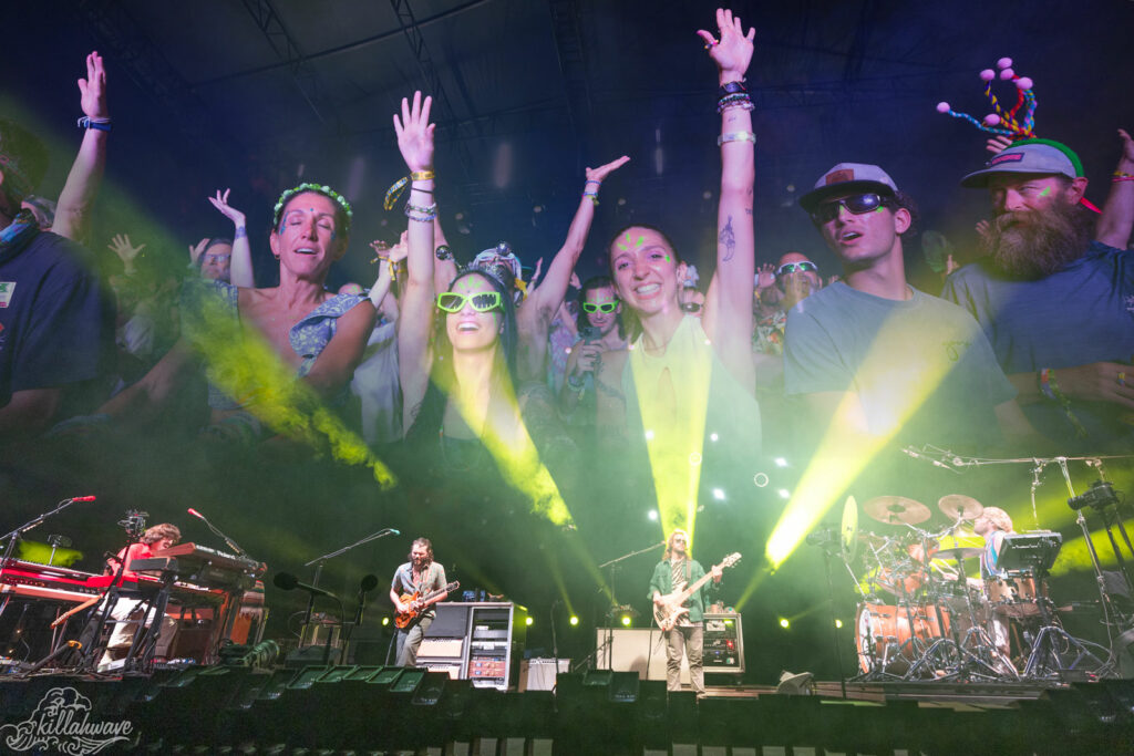 Night One of Viva El Gonzo Blended Beachside Escapism With Fearless Improvisation