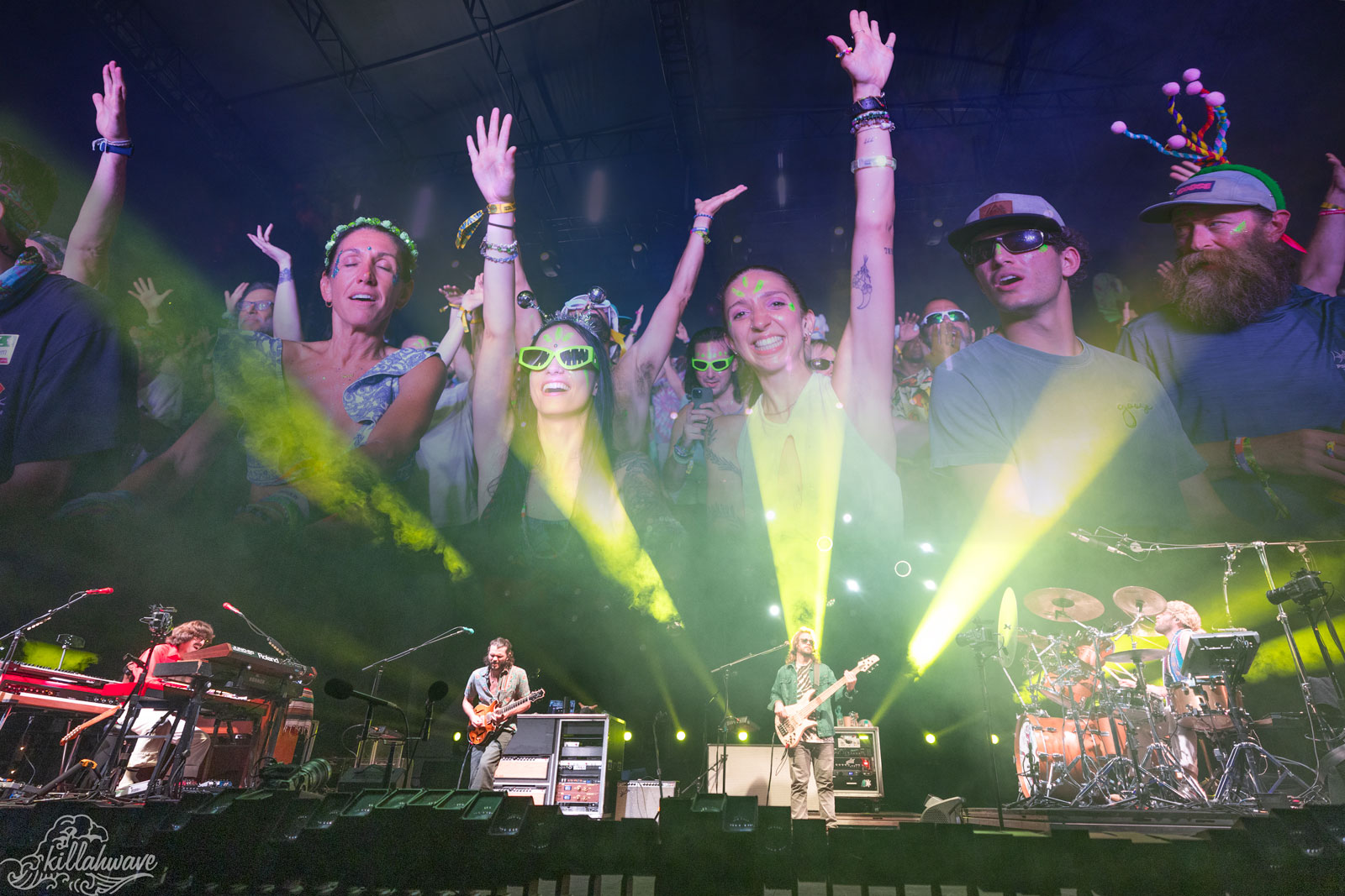 Night One of Viva El Gonzo Blended Beachside Escapism With Fearless Improvisation