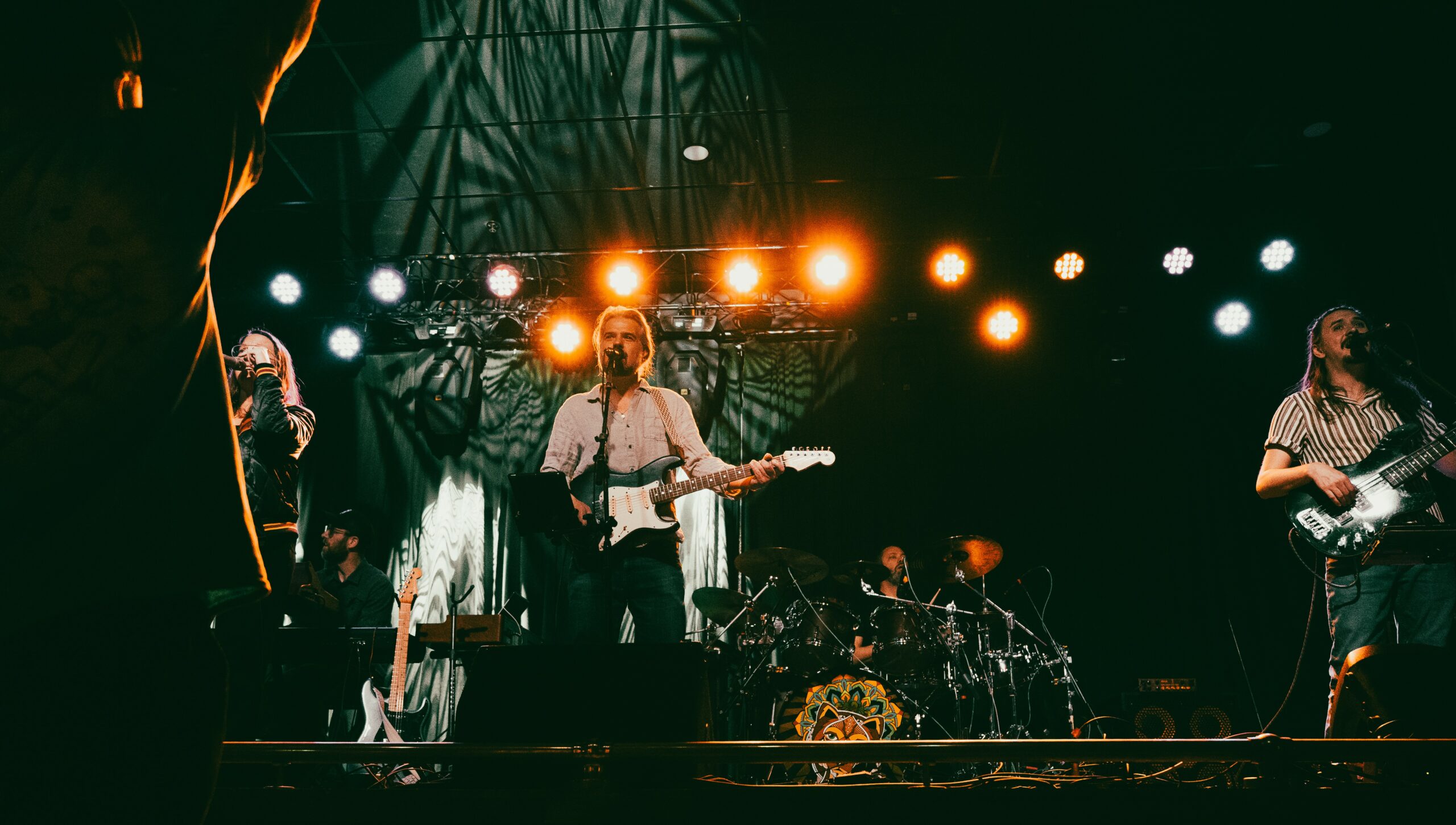 Dead Floyd’s Peoria Trip: “Shakedown Street,” “Another Brick,” and a “Brokedown Palace” Landing