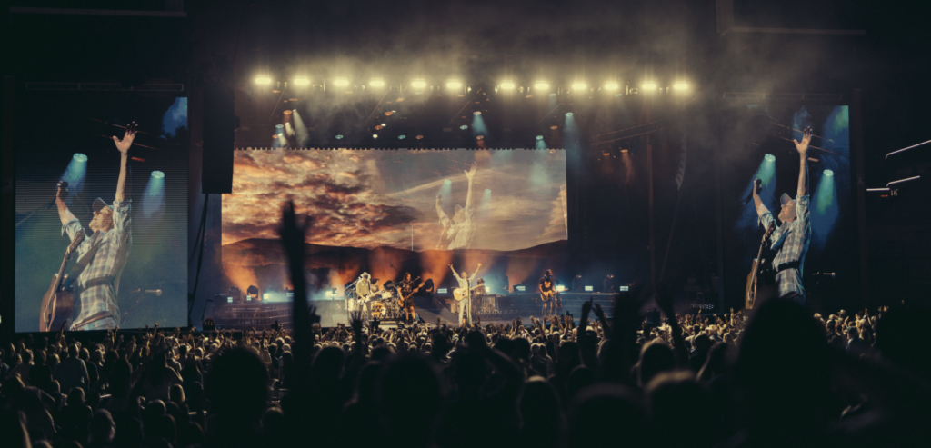 Dierks Bentley Launches Off the Map Tour with Hit-Packed Opening Weekend
