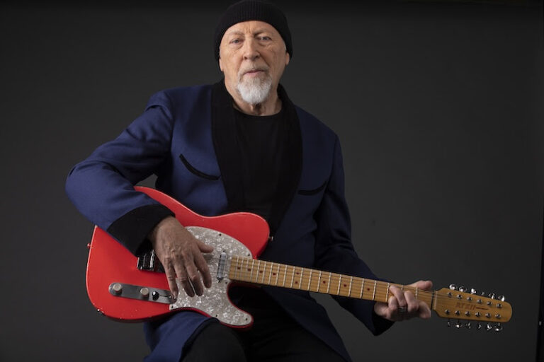Richard Thompson Announces Hippies, Thugs and Heroes, Shares “Cocaine Walking, Booze Talking”
