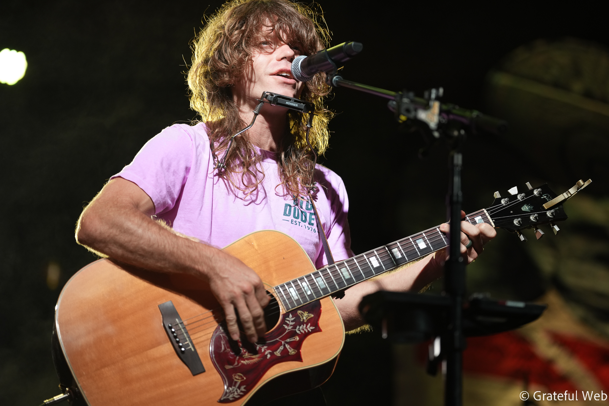 Rocky Mountain Folks Festival Day One: Heat, Humor, Protest Songs and Jesse Welles
