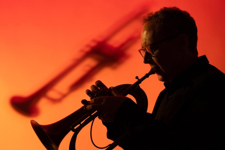 Mark Isham Releases First Solo Album in 15 Years, At the Carousel Club