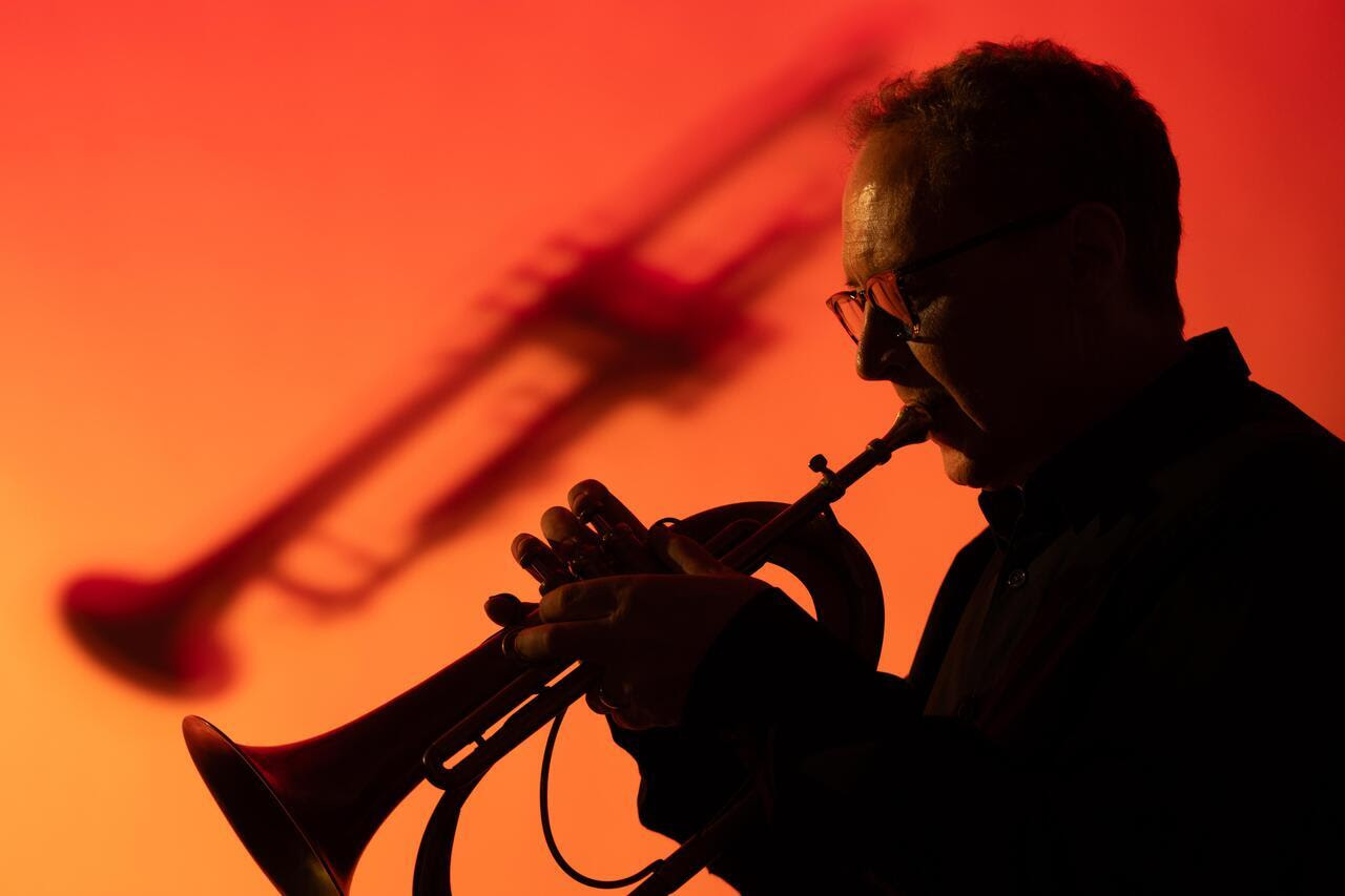 Mark Isham Releases First Solo Album in 15 Years, At the Carousel Club