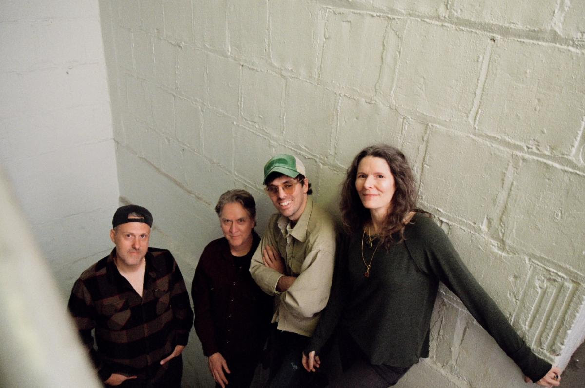 Edie Brickell, Matt Chamberlain, Kaveh Rastegar and Mason Stoops Share “Bleeding In The Dark”