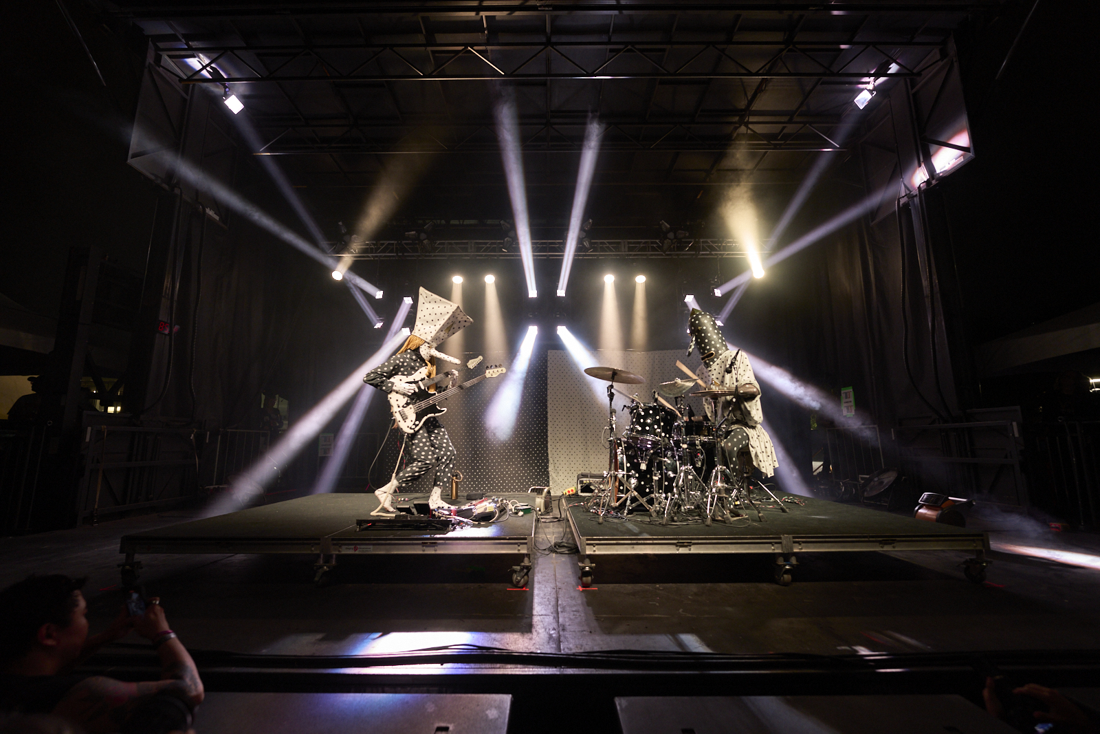 Angine de Poitrine Turn a 40-Minute Set Into the Talk of Iron Blossom