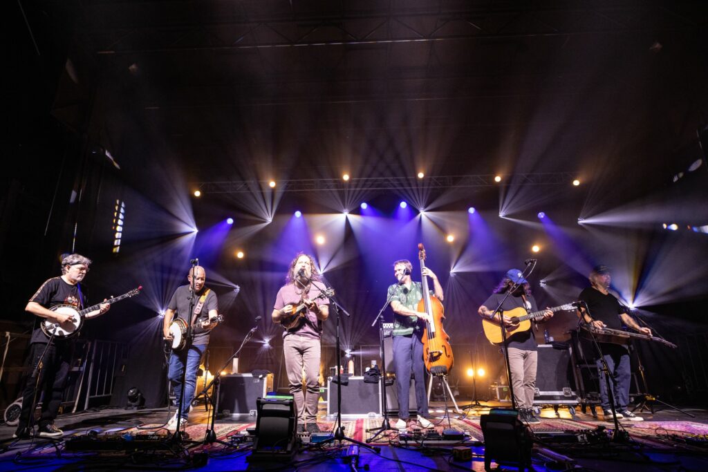 Béla Fleck and Michael Cleveland Join Greensky Bluegrass in Richmond