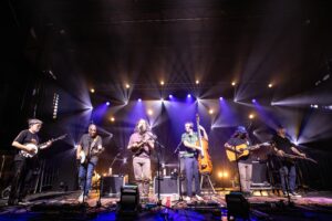 Béla Fleck and Michael Cleveland Join Greensky Bluegrass in Richmond